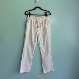 Coolibar UPF 50+ Womens Flared Leg Sailing Pants w/ Deep Pockets - Size M